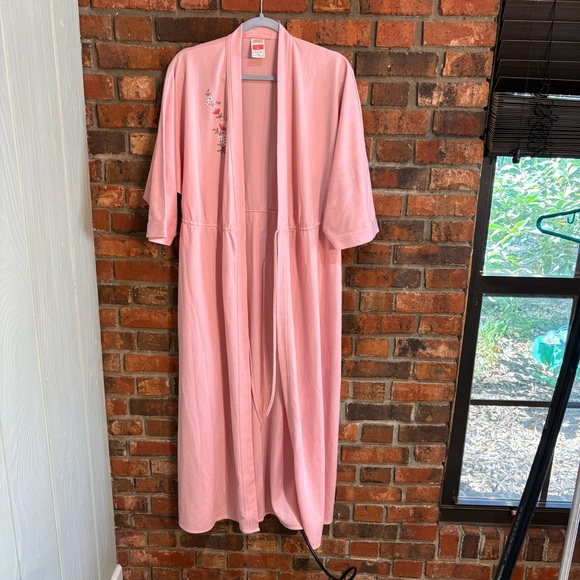 St Michael womens vintage embroidered polyester tie front robe pink bust 38” - Picture 4 of 7